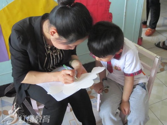 河北廊坊紅纓小神龍幼兒園“母親節(jié)”感恩活動(dòng)