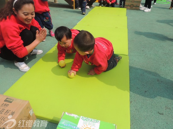 河北魏縣紅纓幼稚園“陽光體育”展示