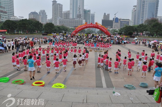 \廣西柳州紅纓啟迪幼兒園舉辦慶“六、一”活動