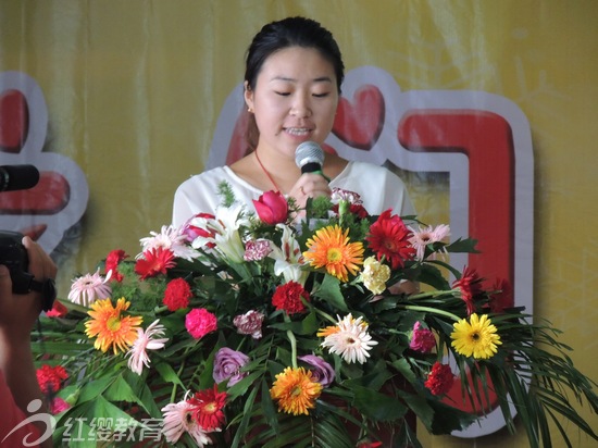 河北魏縣紅纓國(guó)際幼稚園召開(kāi)新學(xué)期家長(zhǎng)會(huì)