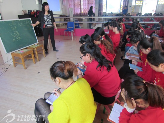 王淑菊老師赴湖北咸寧紅纓崇陽實(shí)驗(yàn)幼兒園督導(dǎo)培訓(xùn)教學(xué)