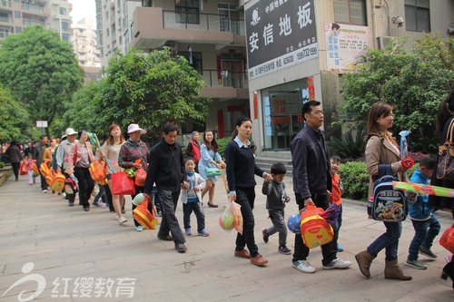 湖北武穴紅纓童心幼兒園親子遠(yuǎn)足活動(dòng)