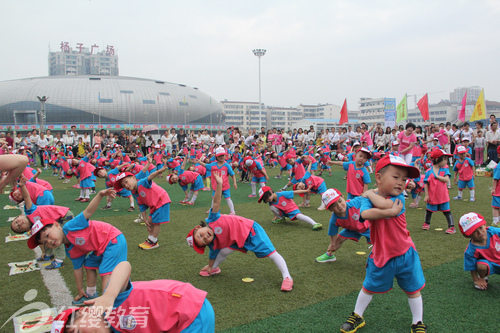 湖北武穴紅纓童心幼兒園迎六一親子同樂會(huì)