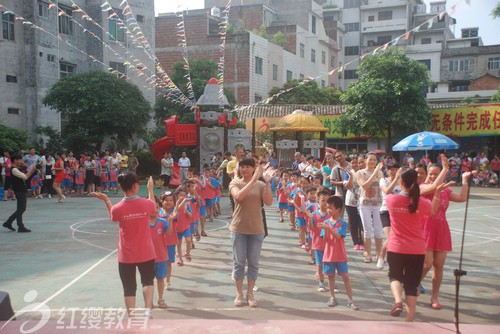 廣西興業(yè)紅纓新天地實(shí)驗(yàn)幼兒園慶六一活動(dòng)