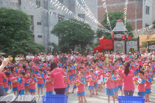 廣西興業(yè)紅纓新天地實(shí)驗(yàn)幼兒園慶六一活動(dòng)